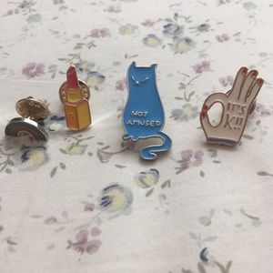 💕Set of Four Artsy and Cute Enamel Pins💕